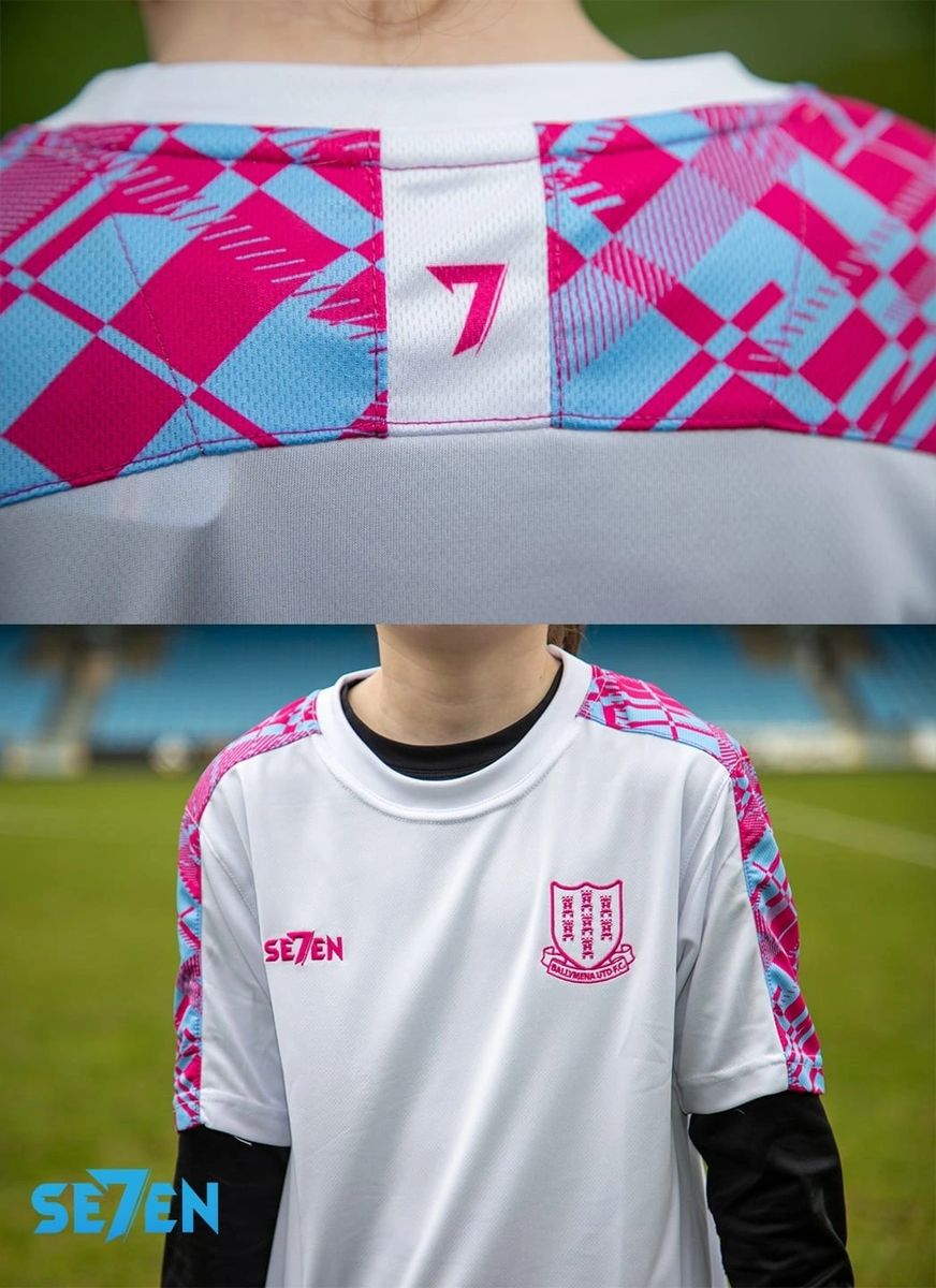 Se7en - T-Shirt- Pink and White