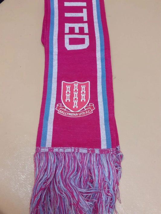 Se7en - Pink scarf